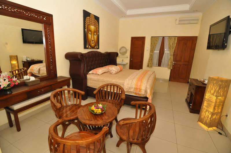 Omah Semar Homestay Jogyakarta Zewnętrze zdjęcie
